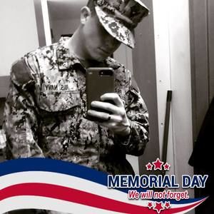 Meet your Posher, Brandon